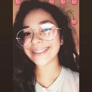 Meet your Posher, Josy